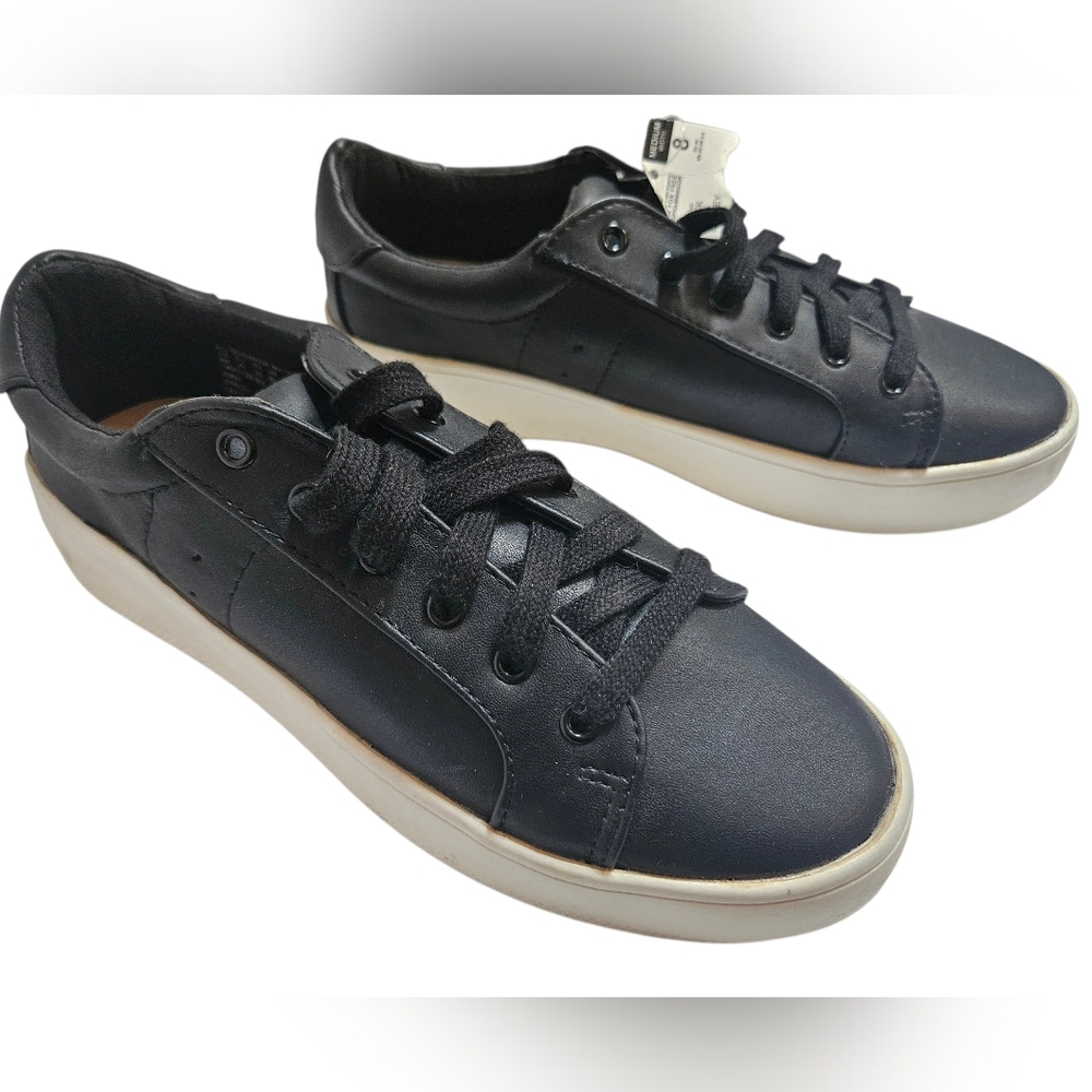 Steve Madden 'Darcey' Faux Leather Black Sneakers Womens Sz 8 New